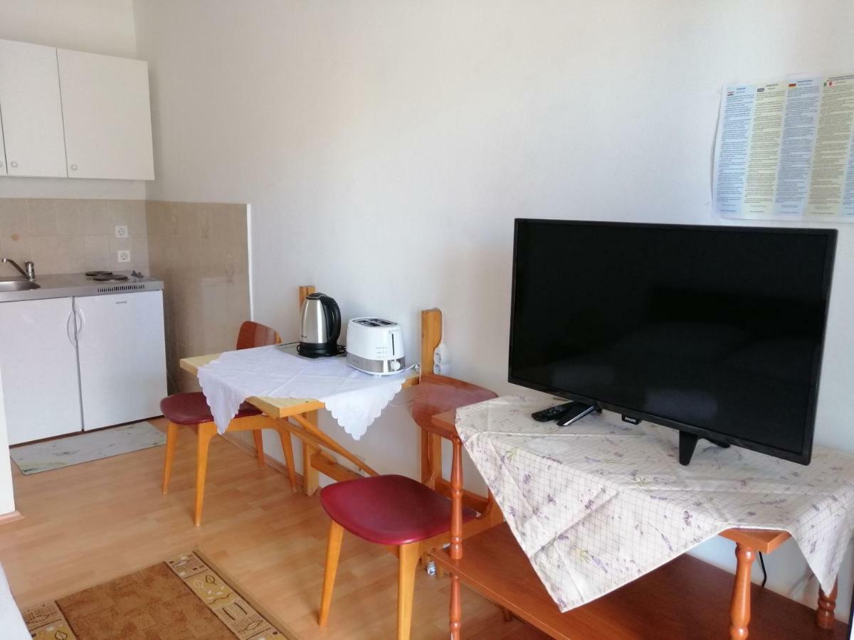 Apartments Emmas Studio Stari Grad  Esterno foto