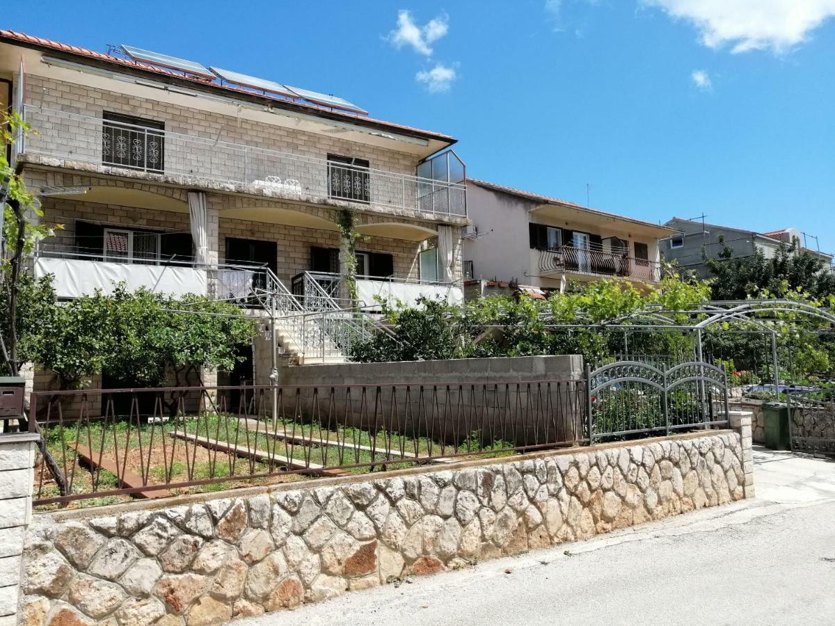 Apartments Emmas Studio Stari Grad  Esterno foto