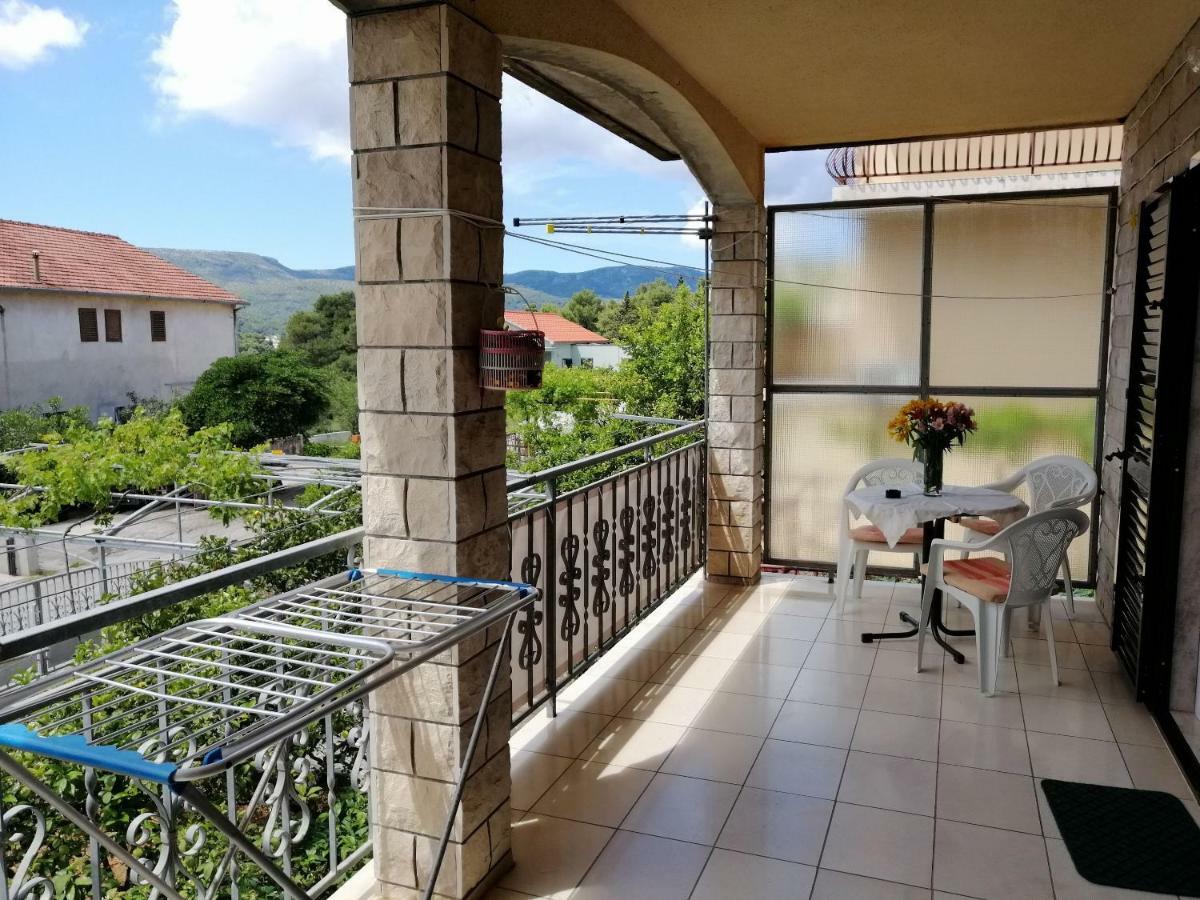 Apartments Emmas Studio Stari Grad  Esterno foto